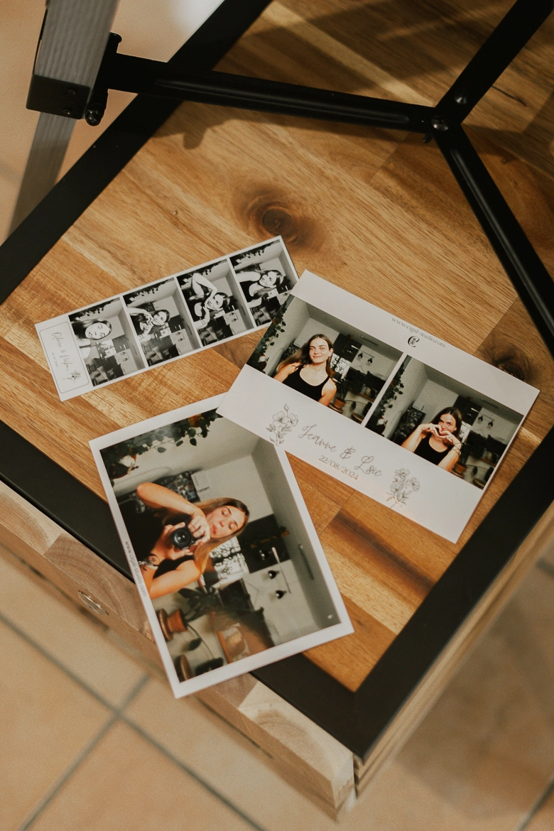 Photobooth installé dans un décor lumineux et chaleureux